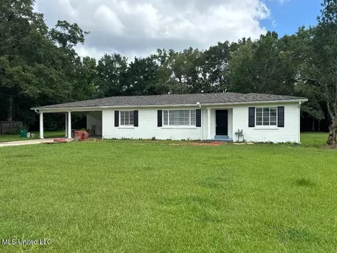 4108 Wembley Ave, Moss Point, MS 39563