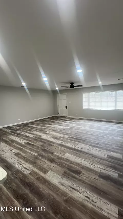 Living - 4108 Wembley Ave, Moss Point, MS 39563 photo 1 of 2