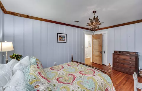 Bedroom - 3678 Cavalier Dr, Jackson, MS 39216 photo 8 of 14