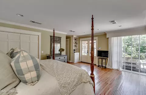 Bedroom - 3678 Cavalier Dr, Jackson, MS 39216 photo 3 of 14