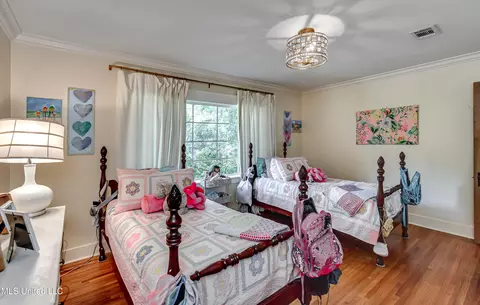Bedroom - 3678 Cavalier Dr, Jackson, MS 39216 photo 10 of 14