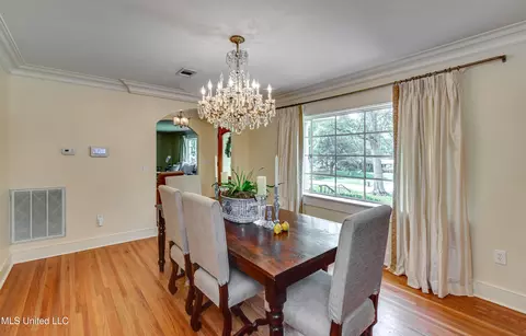 Dining - 3678 Cavalier Dr, Jackson, MS 39216 photo 3 of 7