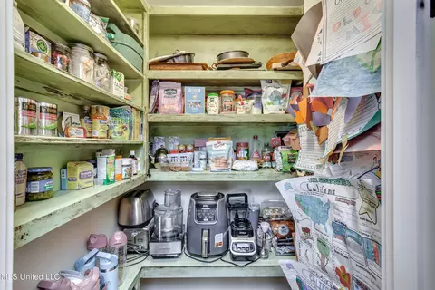 Other - 3678 Cavalier Dr, Jackson, MS 39216 photo 6 of 8