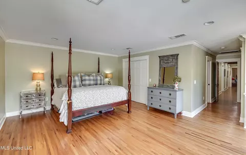 Bedroom - 3678 Cavalier Dr, Jackson, MS 39216 photo 2 of 14