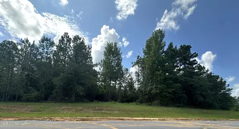 17141 Hillcrest Dr, Vancleave, MS 39565