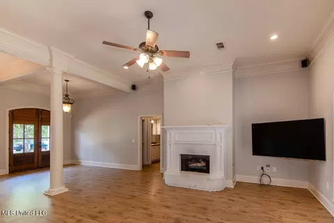303 Beacon Hl, Brandon, MS 39042 photo 4