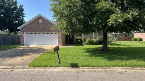 204 Prewitt Cir, Richland, MS 39218