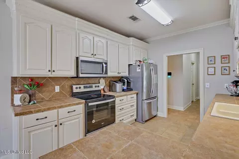 318 Towne St, Brandon, MS 39042 photo 9