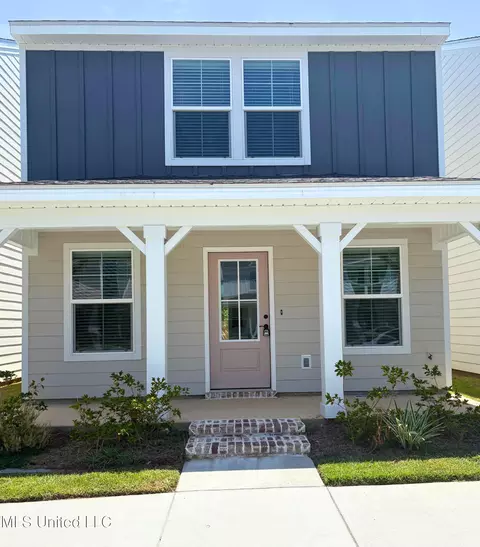 142 Coral Breeze Dr, Biloxi, MS 39531