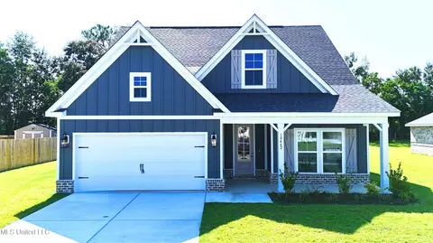 10462 Landon Meadows Dr, Gulfport, MS 39503