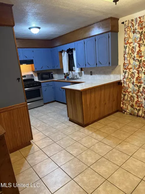 281 E Mcpherson Dr, Monticello, MS 39654 photo 8