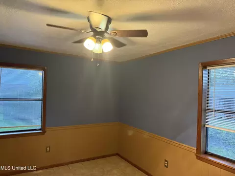 281 E Mcpherson Dr, Monticello, MS 39654 photo 12