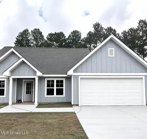 2701 Bouie Rd, Poplarville, MS 39470