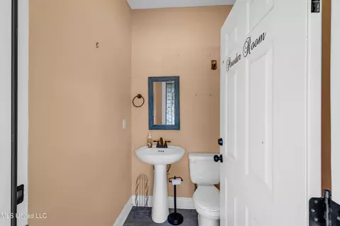 Bath - 13505 E Glendale Rd, Vancleave, MS 39565 photo 7 of 7