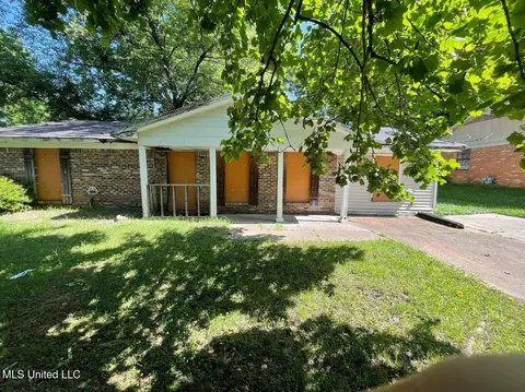 5348 Haynes Dr, Horn Lake, MS 38637