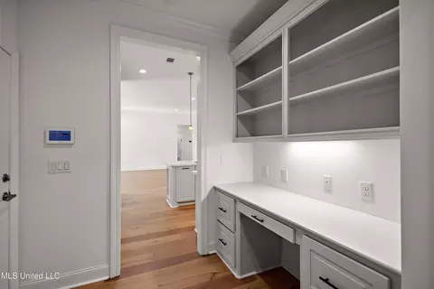 Entry Way - 172 Hampton Rdg, Madison, MS 39110 photo 1 of 1