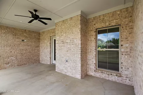 Exterior - 172 Hampton Rdg, Madison, MS 39110 photo 2 of 4