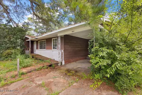 Exterior - 751 Dorgan St, Jackson, MS 39204 photo 2 of 7
