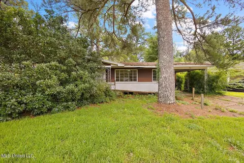 751 Dorgan St, Jackson, MS 39204