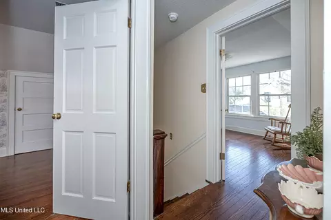 Entry Way - 4019 Bellview Ave, Moss Point, MS 39563 photo 9 of 11