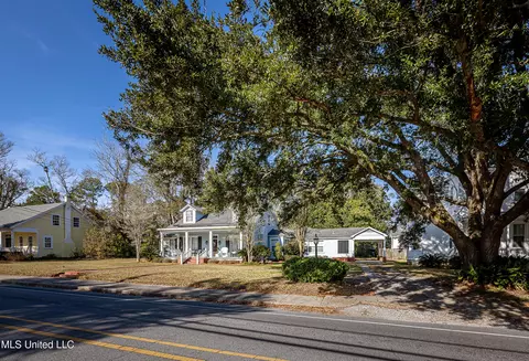Exterior - 4019 Bellview Ave, Moss Point, MS 39563 photo 28 of 30