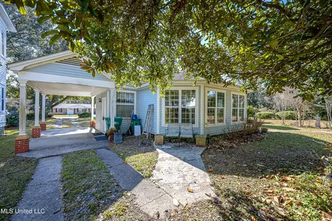 Exterior - 4019 Bellview Ave, Moss Point, MS 39563 photo 5 of 31