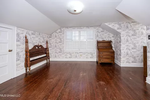 Bedroom - 4019 Bellview Ave, Moss Point, MS 39563 photo 8 of 9