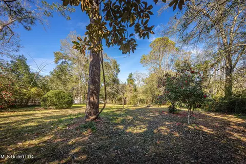 Exterior - 4019 Bellview Ave, Moss Point, MS 39563 photo 12 of 31