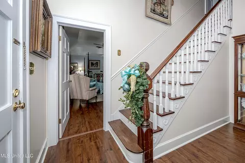 Entry Way - 4019 Bellview Ave, Moss Point, MS 39563 photo 2 of 11