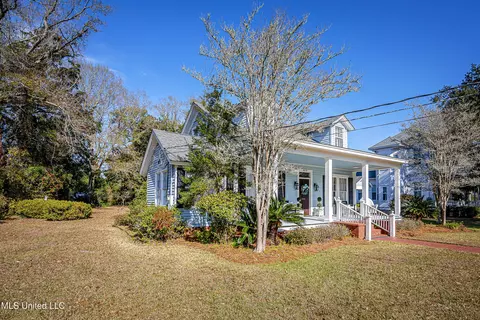 Exterior - 4019 Bellview Ave, Moss Point, MS 39563 photo 3 of 30