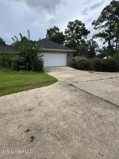 Exterior - 202 Green Rd, Lucedale, MS 39452 photo 2 of 10