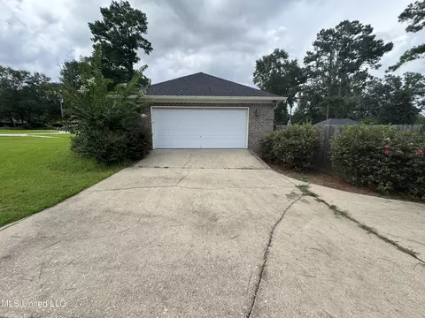 Exterior - 202 Green Rd, Lucedale, MS 39452 photo 8 of 10