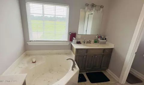Bath - 561 Sharon Rd, Canton, MS 39046 photo 1 of 2