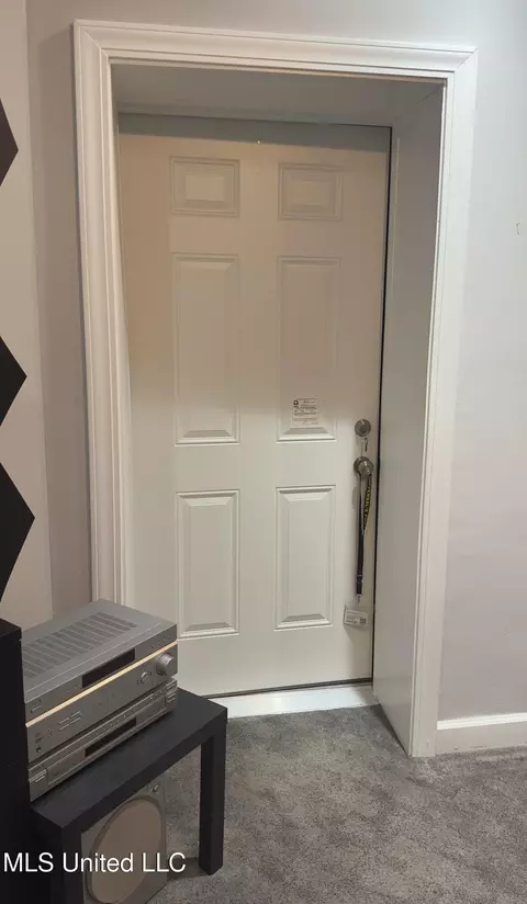 Entry Way - 561 Sharon Rd, Canton, MS 39046 photo 3 of 3