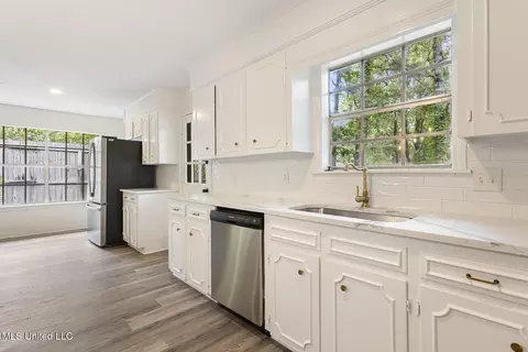 108 Elm Trl, Brandon, MS 39047 photo 8