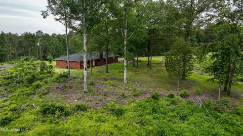Exterior - 40231 Rye Bottom Rd, Aberdeen, MS 39730 photo 1 of 3