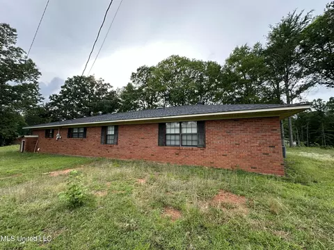 Exterior - 40231 Rye Bottom Rd, Aberdeen, MS 39730 photo 3 of 3