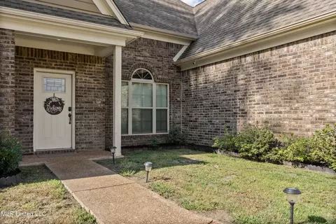 Other - 10437 Emerald Cv, Hernando, MS 38632 photo 2 of 11