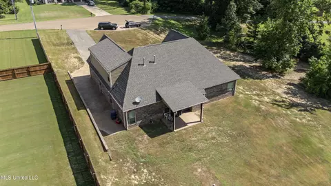 Other - 10437 Emerald Cv, Hernando, MS 38632 photo 11 of 11
