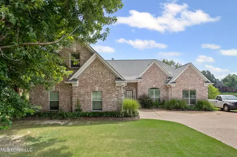 1106 Crosswinds Dr, Hernando, MS 38632