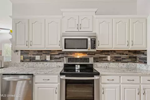 1106 Crosswinds Dr, Hernando, MS 38632 photo 9