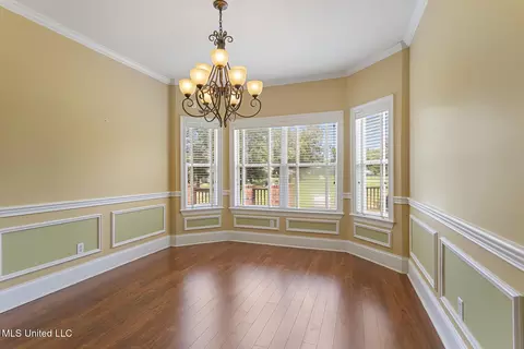 Dining - 592 S Deerfield Dr, Canton, MS 39046 photo 3 of 4