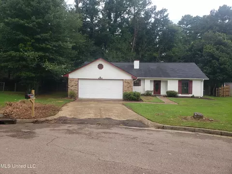 455 Eagle Ct, Byram, MS 39272