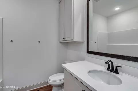 Bath - 229 Bronson Bnd, Flowood, MS 39232 photo 7 of 8