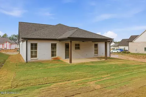 Exterior - 159 Bronson Bnd, Flowood, MS 39232 photo 4 of 5