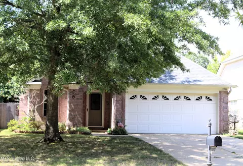 9759 Pigeon Roost Park Cir, Olive Branch, MS 38654