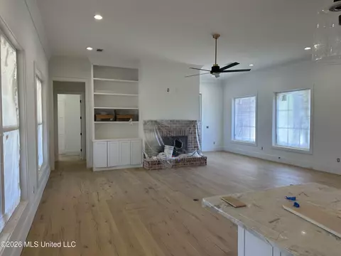 Living - 906 Old Glory Ln, Brandon, MS 39047 photo 2 of 2