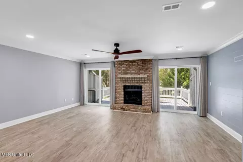 Living - 280 Highpoint Dr, Diamondhead, MS 39525 photo 3 of 4