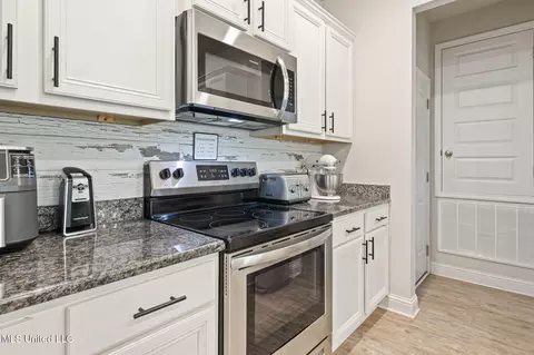 5367 Overland Dr, Biloxi, MS 39532 photo 13