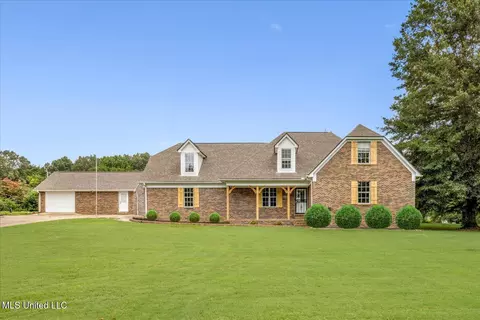 12086 Thompson Dr, Olive Branch, MS 38654